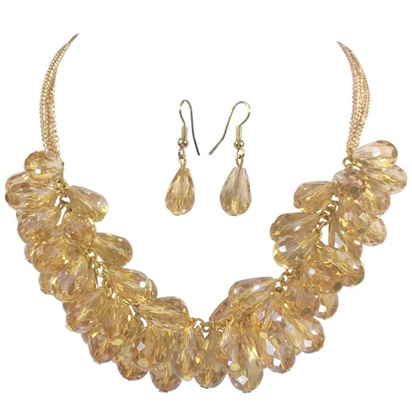 Topaz Brown Glass Teardrop Cluster Necklace Set - Picture 1 of 3